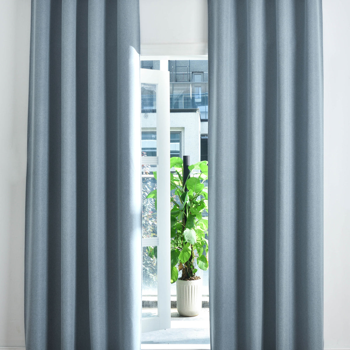 2er Set Verdunkelungsvorhänge Ösen Raffhalter 100% Verdunkelung Blackout »München Dark« Dreischichtige Bindung Fischgrätmuster 202410-2 Blau HxB 225x145 cm Vorhang 202410-2blau | gerdinenbox.com