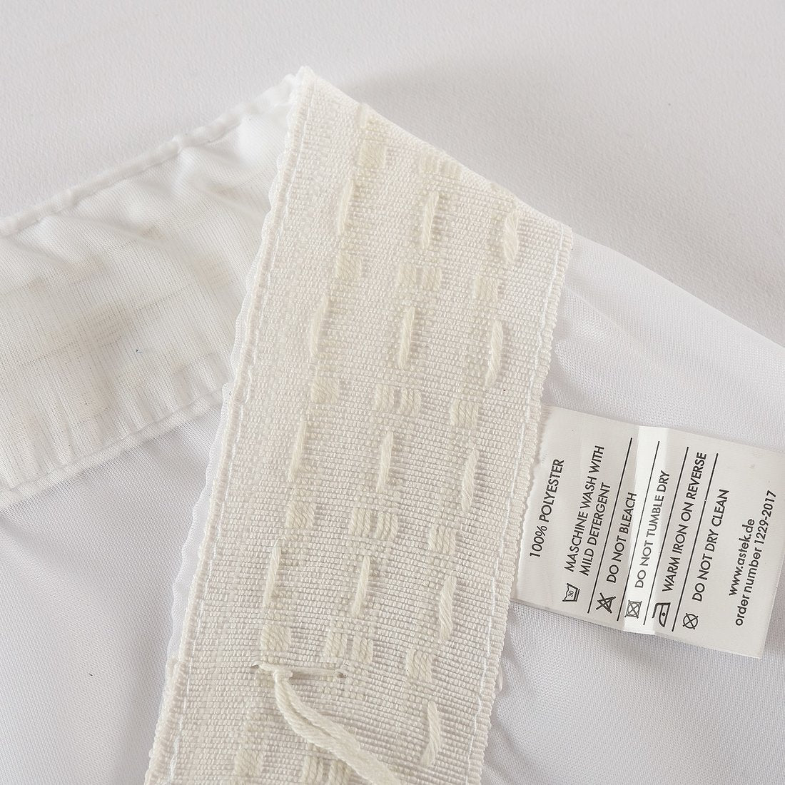 Weiße Voile Gardine 610011N – Kräuselband 7 cm für Gardinenschiene und Tunneldurchzug