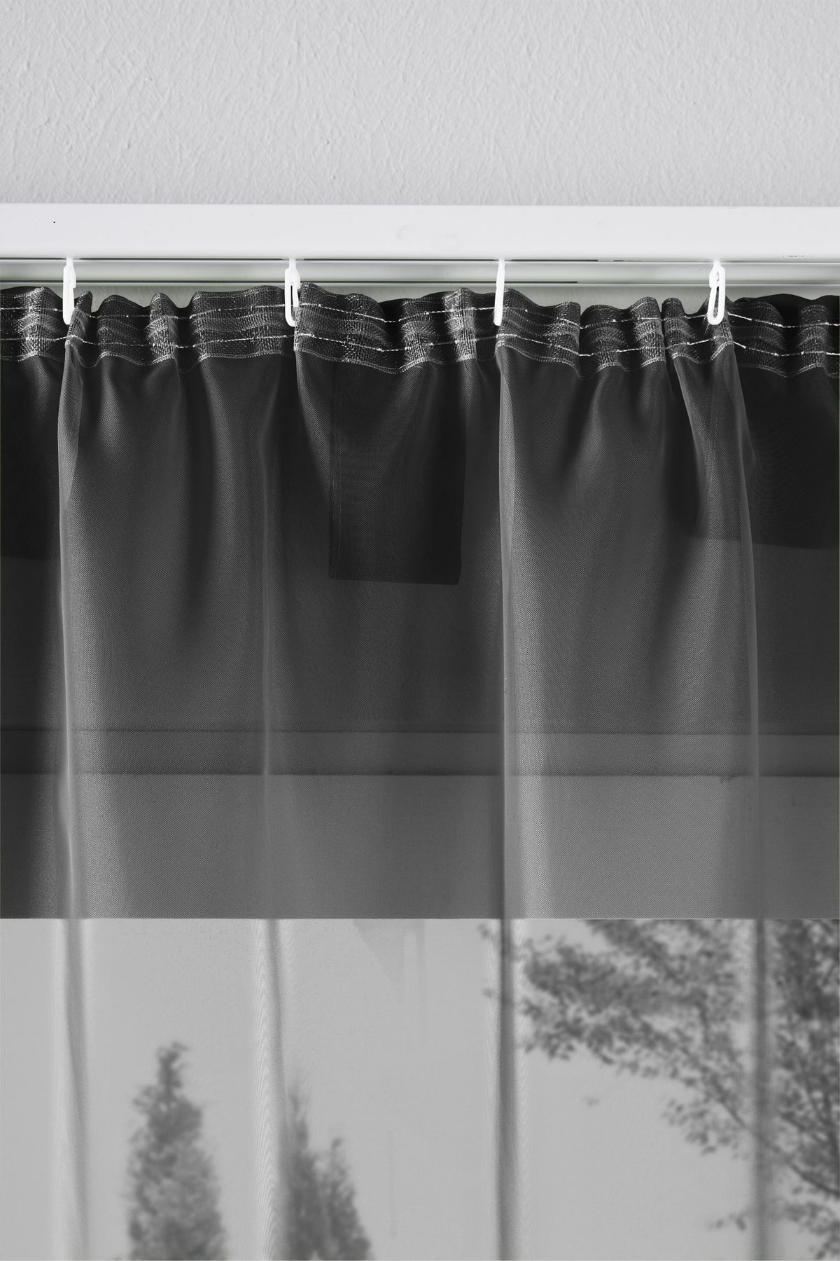 2er-Pack Gardinen Transparent Vorhang Set Wohnzimmer Voile Schlaufenschal mit Bleibandabschluß 61000CN Gardinen Set 61175_schiene_schwarz | gerdinenbox.com