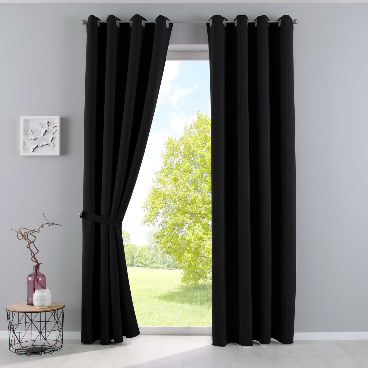 Vorhänge Blickdicht »NewYork« 2er-Pack Thermo-Gardinen Verdunkelungsvorhang Blackout Ösen schalldämmend UV-Schutz Raffhalter 201920600-2 Schwarz HxB 245x140 cm Vorhang Set 201920600-2schwarz | gerdinenbox.com