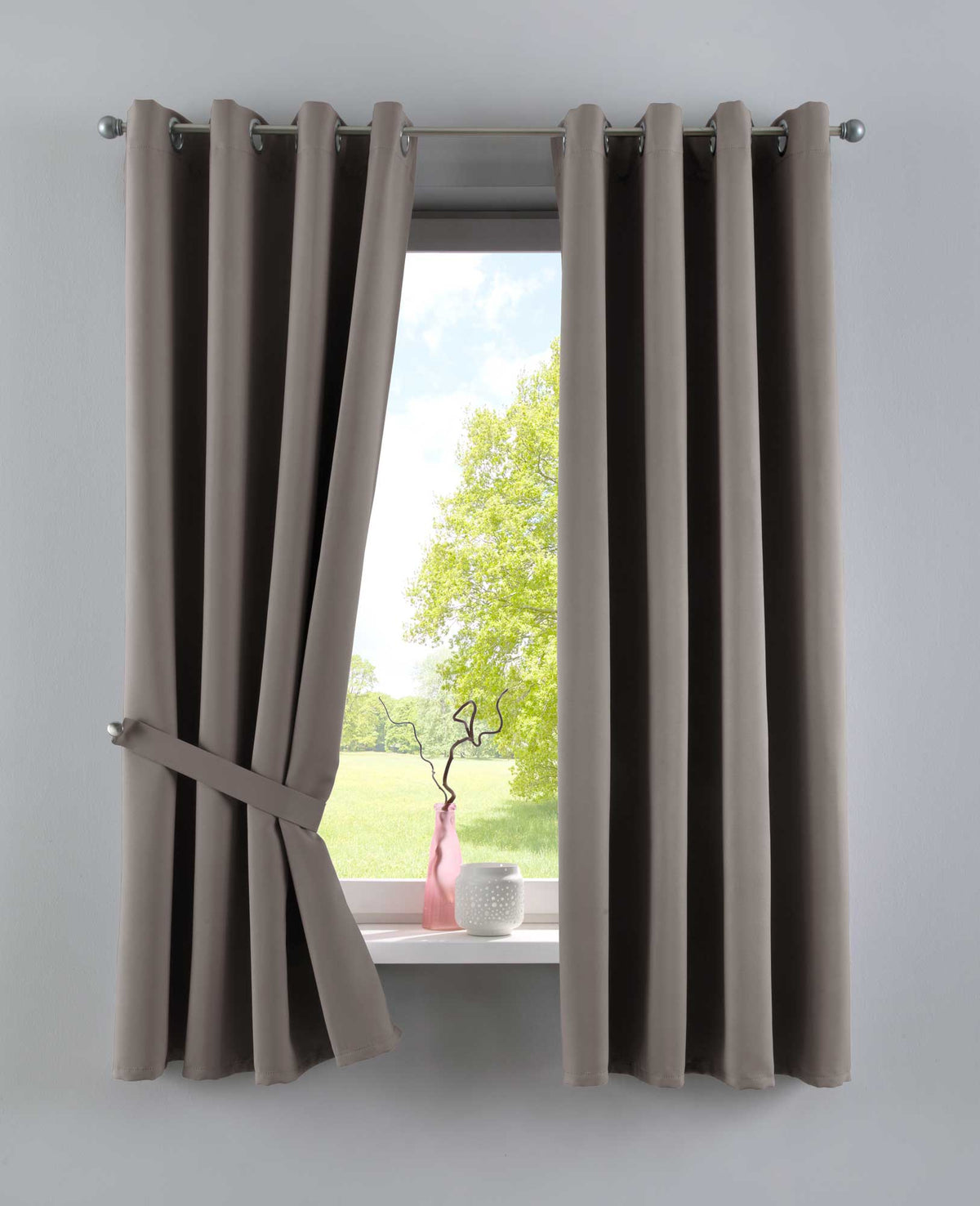 Vorhänge Blickdicht »NewYork« 2er-Pack Thermo-Gardinen Verdunkelungsvorhang Blackout Ösen schalldämmend UV-Schutz Raffhalter 201920600-2 Taupe HxB 160x140 cm Vorhang Set 201920600-2taupe-160 | gerdinenbox.com