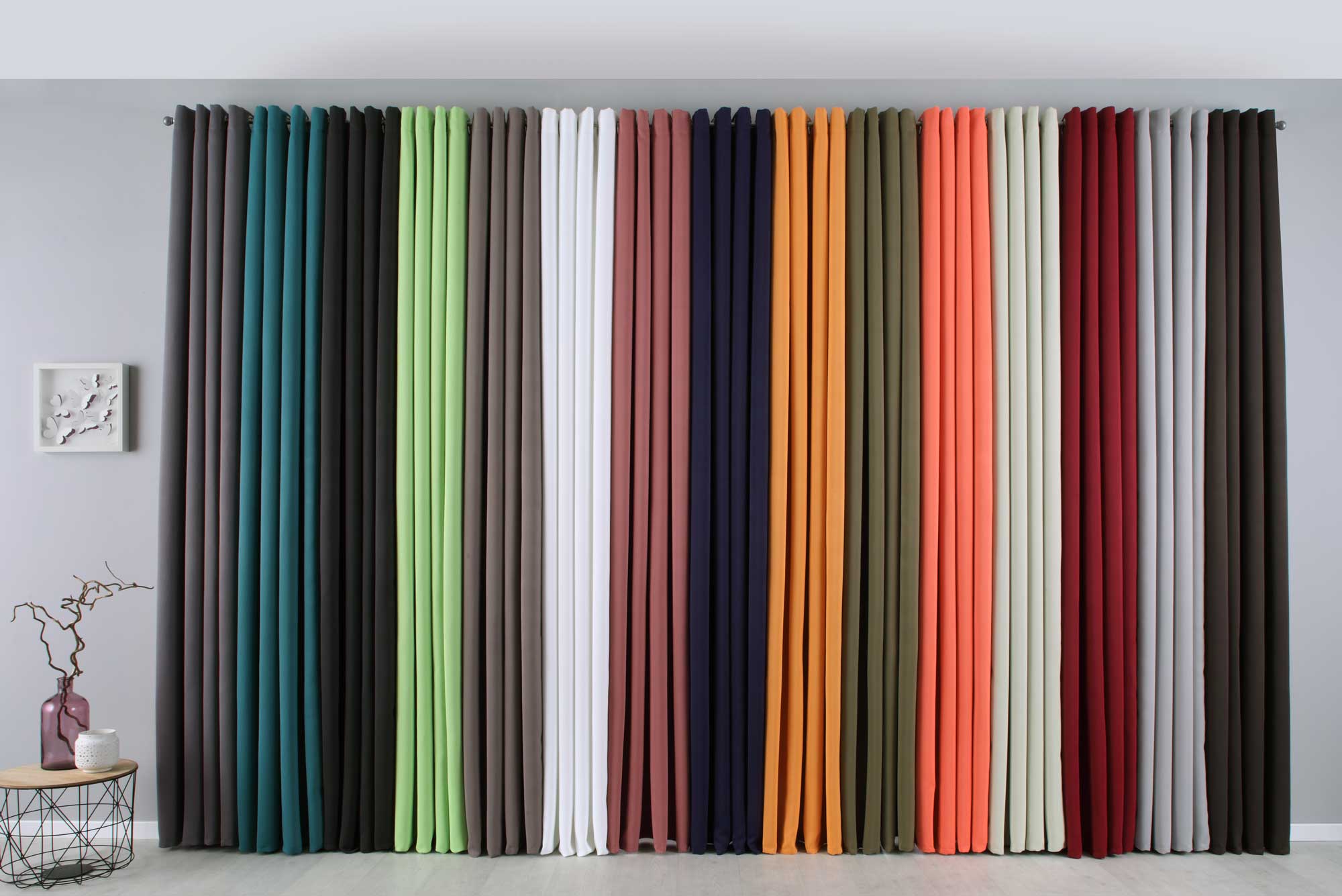 Vorhang Blickdicht »NewYork« 1er-Pack Thermo-Gardine Verdunkelungsvorhang Blackout Ösen schalldämmend UV-Schutz Raffhalter 201920600 Vorhang 201920600var | gerdinenbox.com