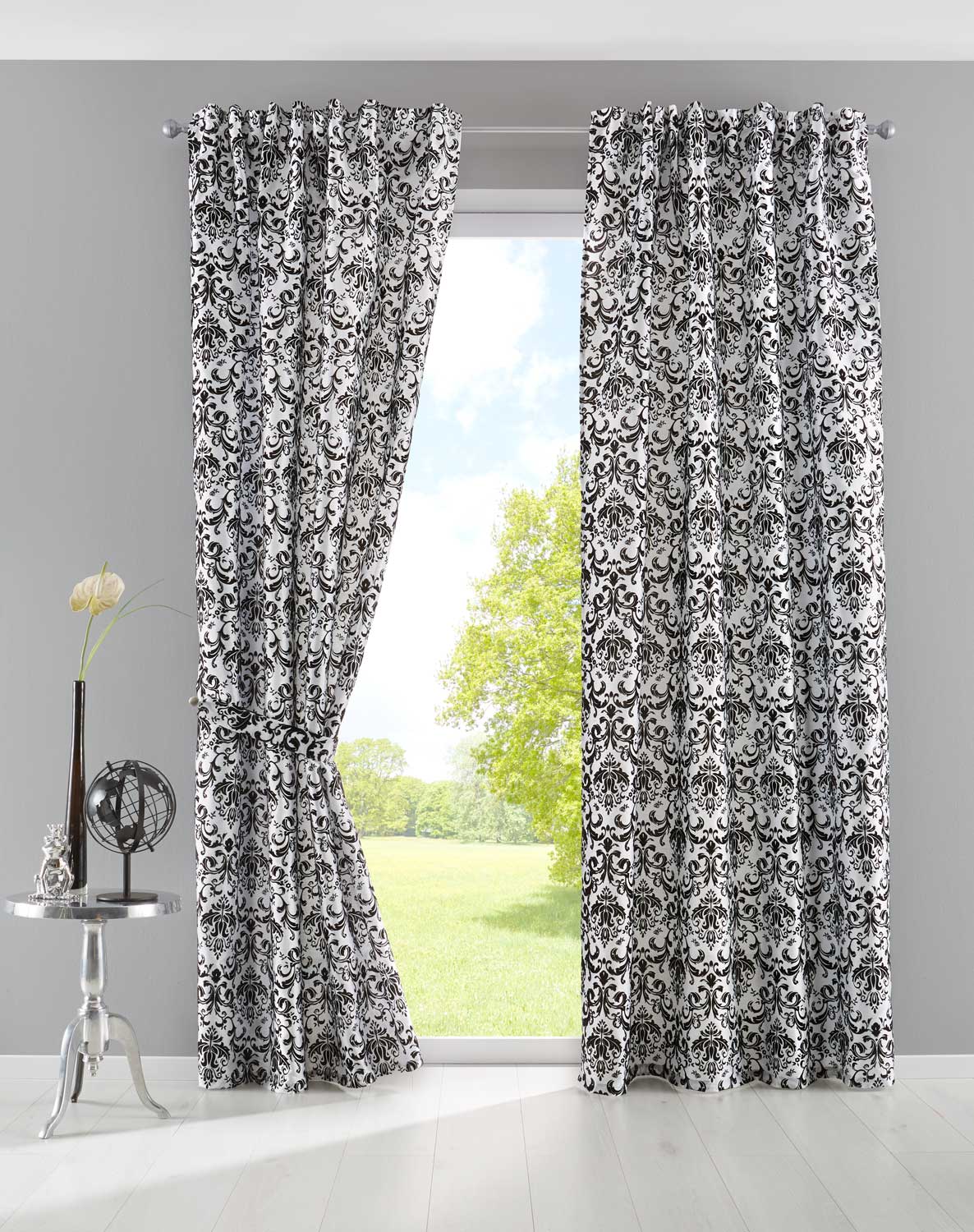 Vorhang Wildseide Optik blickdicht Flockfasern Deko gemustert, blickdicht mit verdecktem Schlaufenband 20200-20210 Weiß Schwarz Barock 2er Set HxB 245x140 cm Vorhang 20200-20210weiss_schwarz_barock-2er | gerdinenbox.com