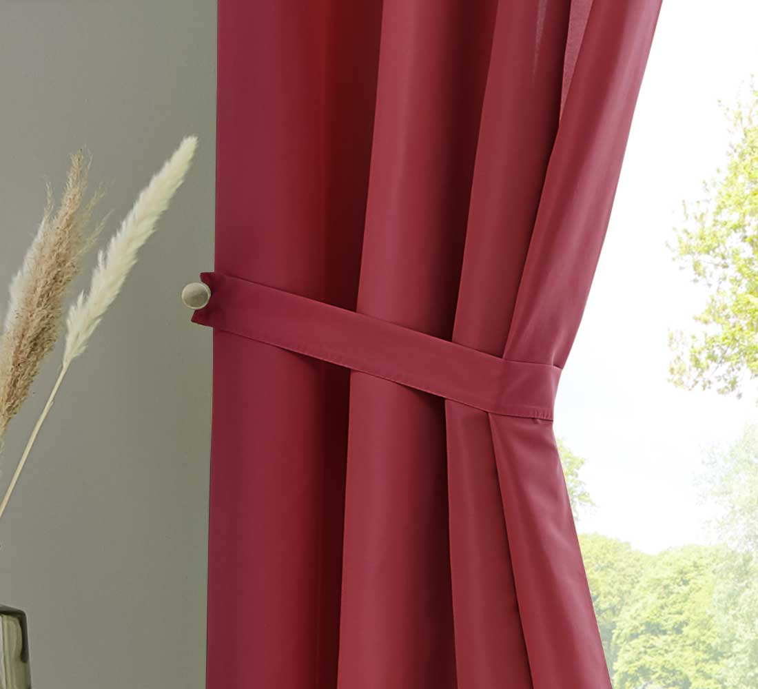 2er Set Vorhänge Schal Schlaufen »Berlin« Microsatin Lichtdurchlässig Kräuselband Uni Matt 20400N2 Vorhang 20405_raff_bordeaux_1_2f6cf15b-ef07-44b3-9a8f-405ce2c7648f | gerdinenbox.com