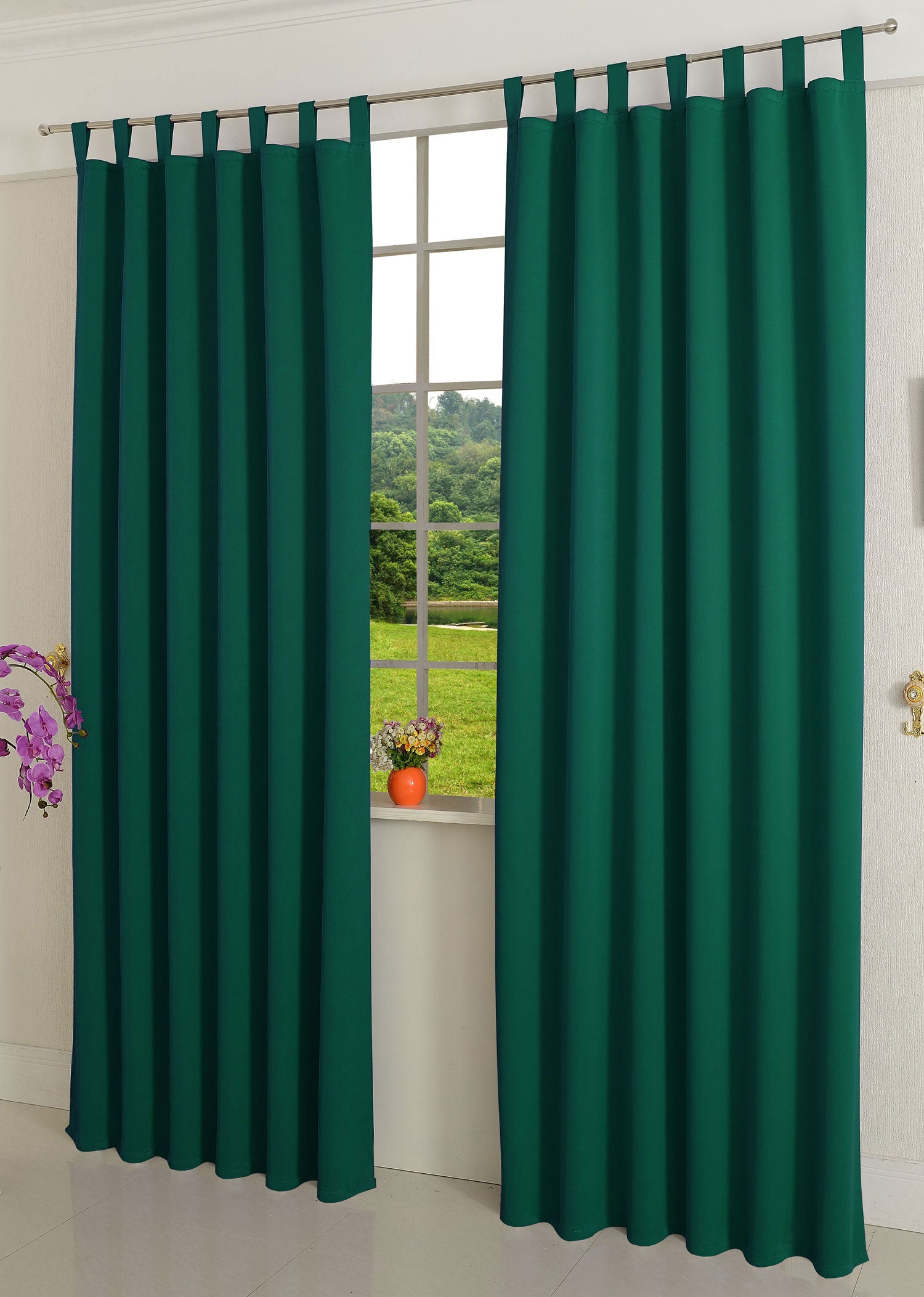 Verdunkelungsvorhag mit Schlaufen matt uni Farben aus weichfallenden blickdichten Stoff blickdicht Blackout 20610 Grün 245x135 (HxB) Vorhang 20610gruen | gerdinenbox.com