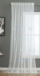 Gardine Raschel Stickerei Design »Florenz« Multiband für Gardinenschiene und Gardinenstange Elegante Fensterdekoration 2023200 Gardinenschal 593A0174-1 | gerdinenbox.com