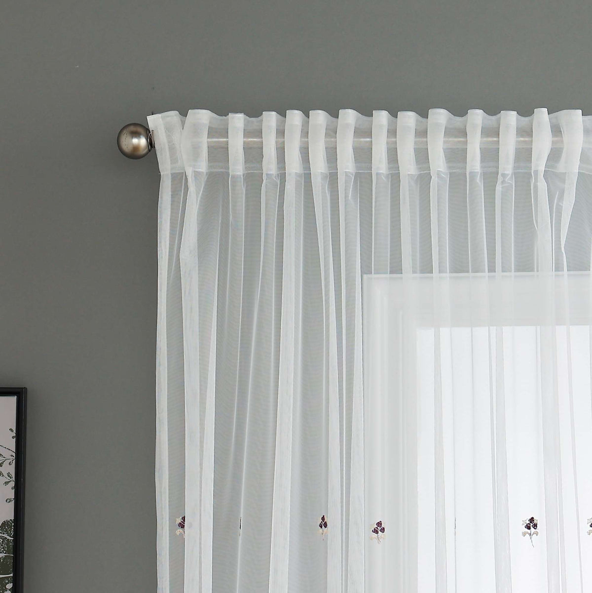 Gardine Raschel Stickerei Design »Florenz« Multiband für Gardinenschiene und Gardinenstange Elegante Fensterdekoration 2023200 Gardinenschal 593A0184 | gerdinenbox.com