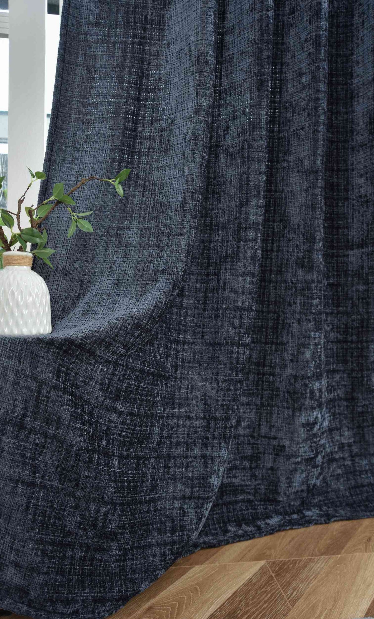 Vorhang Chenille Jacquard »RIGA« mit Multiband-Aufhängung Luxuriöser Stil für Ihr Zuhause 2023500 Vorhang Img1470 | gerdinenbox.com