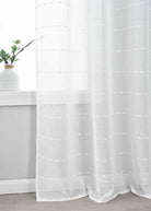 Halbtransparente Gardine mit Ösen »Kassel« Chenille Leinenbindung Streifen Grobfaserig 202470 Gardinenschal Img6421 | gerdinenbox.com